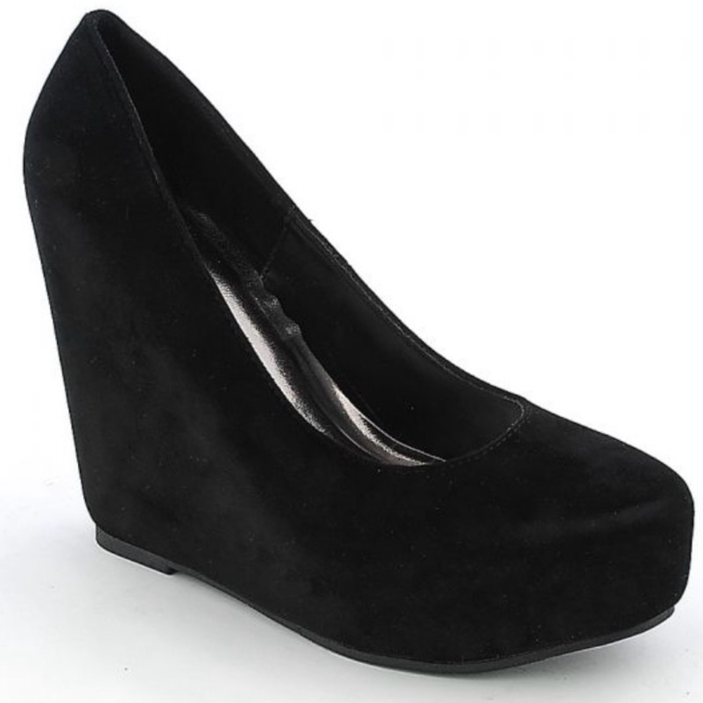 Shiekh Black Suede Wedges